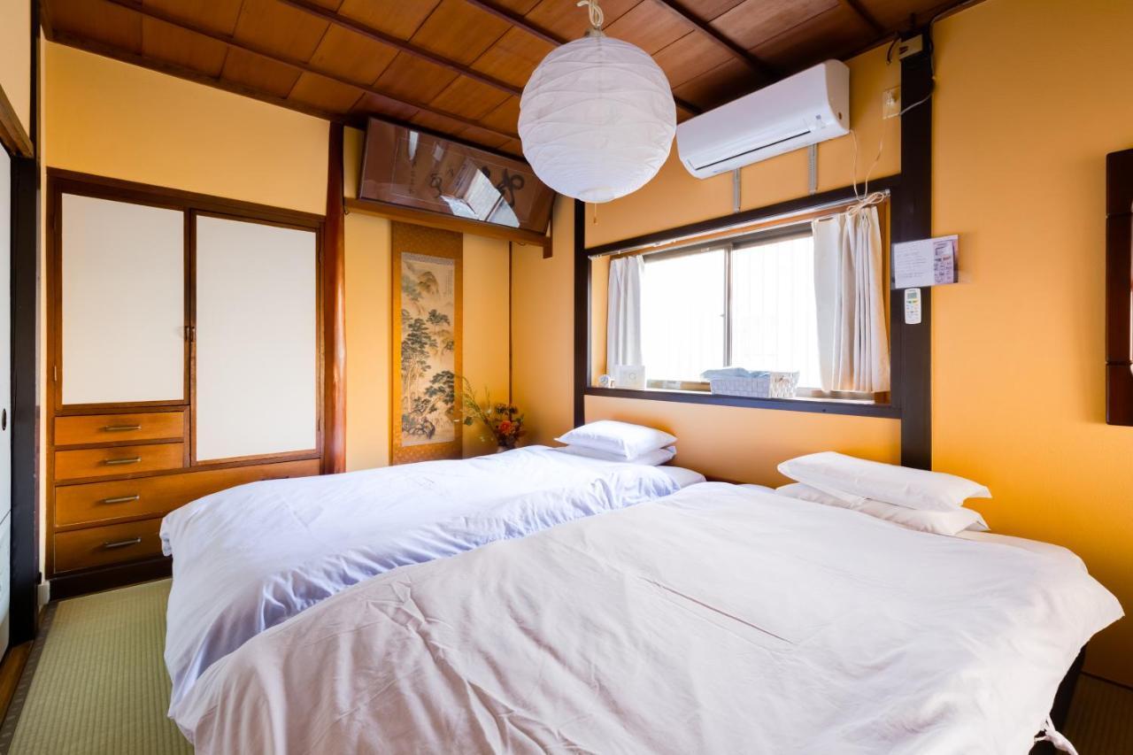 Family House Apartman Oszaka Kültér fotó